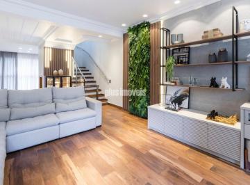 Casa · 393m² · 4 Quartos · 4 Vagas · Maravilhosa casa em condomínio fechado.
