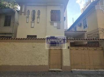 594320792156a6d9eacbeb6058c1788b62a55e95 · Quadra da Praia! Casarão com 4 dormitórios, 3 banheiros, lavabo e 4 vagas de garagem à venda, 180m² 