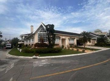 83fa0b1fc7fae00a93203d51f51f075880019c36 · Casa com 3 dormitórios para alugar, 361 m² por R$ 12.117,84/mês - Jardim Altos de Santana II - Jacar