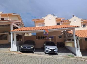 71f5bc9bcb1c4672b2d4187b3de3928a3d7a0a75 · Casa semi-isolada, com 3 dormitórios(1 suíte) e 3 vagas, à venda, no Villagio Monte Verde, de frente