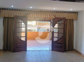 7ec3e0d43ea648550460cb445fcdd914ed263082 · Linda casa duplex com 3 quartos, 2 suítes, varanda!