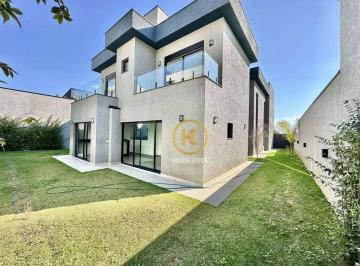 8948fda4c4fb1f44f6992cab921fc70138a66985 · Casa com 3 quartos à venda, 374 m² por R$ 2.900.000 - Granja Viana - Vintage - Cotia/SP