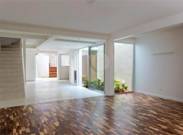 Casa de 3 quartos, São Paulo · SOBRADO À VENDA NA VILA MADALENA