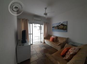 Apartamento · 110m² · 3 Quartos · 1 Vaga · Apartamento Padrão de 03 dormitórios para locação anual na Praia da Enseada.