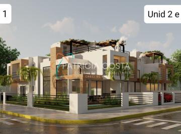 Casa · 202m² · 4 Quartos · 1 Vaga · Casas de Alto Padrão no Centro - Garopaba/SC