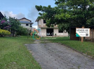 Casa · 114m² · 4 Quartos · Ótima Casa Padrão no bairro Ambrósio- Garopaba/SC