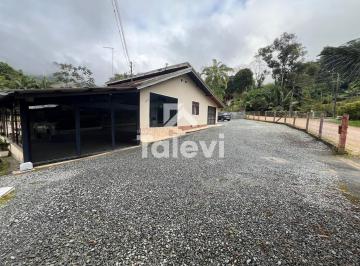 Casa · 436m² · 3 Quartos · 2 Vagas · IMÓVEL COM VOCAÇÃO PARA POUSADA OU AIRBNB – TESTO REGA, POMERODE