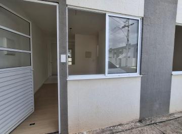 Apartamento · 40m² · 2 Quartos · 1 Vaga · REPASSE APARTAMENTO TERREO - COM QUINTAL - TOWNHOUSE - R$ 130 MIL
