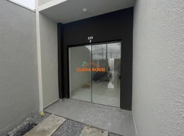 Casa · 60m² · 3 Quartos · 2 Vagas · Oportunidade Casa a Venda à 600 Metros do Mar! Matinhos