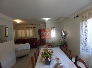 Foto 03 · Casa à Venda em Taboão da Serra - Jardim América  3 Quartos  1 Suíte  2 Vagas de Garagem  226,70 m² 