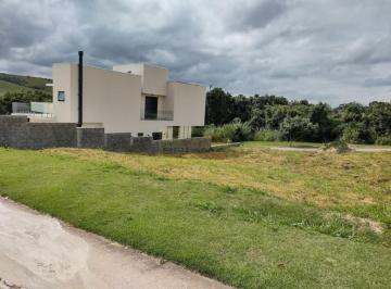 Foto 01 · Terreno em Condomínio de Luxo em Itupeva-SP - 950m² no Bairro Santa Eliza: Sua Oportunidade de Const