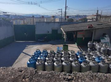 Casa · 131m² · 3 Quartos · 4 Vagas · Casa á venda com 3 Dormitórios, sendo 1 Suite,  4 Vagas e com 131M² em Ferraz...