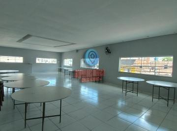 Comercial · 360m² · OPORTUNIDADE! Aluga-se salão amplo de dois ambientes sugestivo para salão de ...