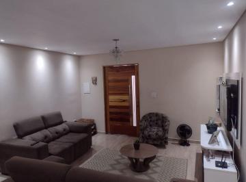 Casa · 160m² · 2 Quartos · 2 Vagas · 2 casas a venda em Vila Santo Antônio Imóvel Residencial em Ferraz de Vasconc...