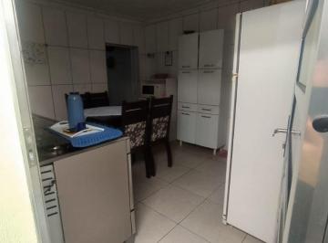 Casa · 82m² · 2 Quartos · Casa á venda por R$270.000,00 no centro de poá.