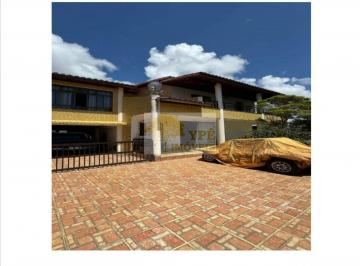 Foto 02 · Casa em Condomínio de Luxo em Itapuã, Salvador-BA: 4 Quartos, 1 Suíte, 3 Salas, 5 Banheiros, 6 Vagas