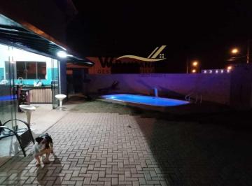 adcfee81-fd36-4d2a-9795-da012b20c5551701825237691.jpg · Venha aproveitar o equilíbrio perfeito entre tranquilidade e modernidade nesta encantadora casa à ve