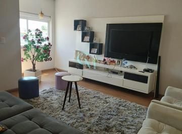 whatsapp-image-2023-10-25-at-14-42-54-11700163924941.jpeg · 2 casas no mesmo terreno á venda, com acabamento de alto padrão, com 199.32m² no bairro dos esportes