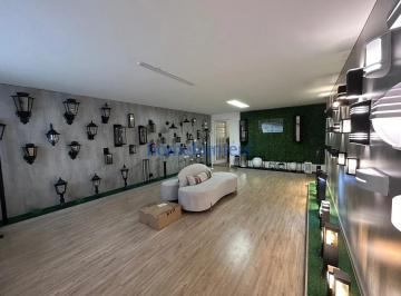img_6410-jpg1753793745611.jpg · Casa Comercial na Av. Heitor Penteado com 7 salas, ar cond. e frente à Lagoa