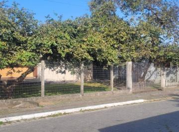 whatsapp-image-2025-08-05-at-14-56-011754417533267.jpeg · Casa à venda, Armação, Penha, SC