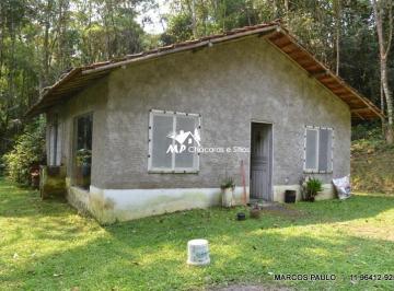 Rural de 2 quartos, Biritiba-Mirim · Sítio rico em água em meio a natureza