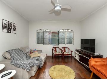 Casa · 180m² · 3 Quartos · 2 Vagas · Casa  Térrea 3 dormitório  em Vila Mesquita, São Paulo!