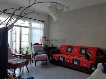 Casa · 192m² · 2 Quartos · 2 Vagas · Casa em Cerâmica