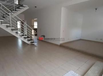 Casa · 160m² · 5 Quartos · 3 Vagas · Sobrado em Santa Paula