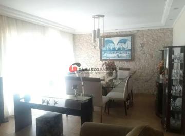 Casa · 240m² · 3 Quartos · 3 Vagas · Sobrado em Olímpico