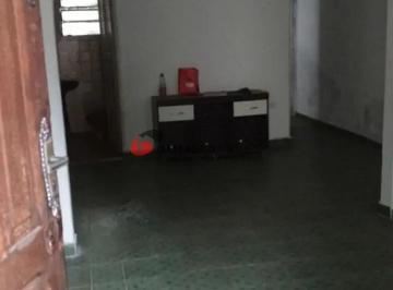 Casa · 160m² · 2 Quartos · 1 Vaga · Sobrado em Cerâmica