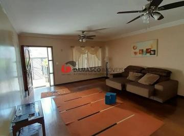 Casa · 343m² · 4 Quartos · 6 Vagas · Sobrado em Olímpico