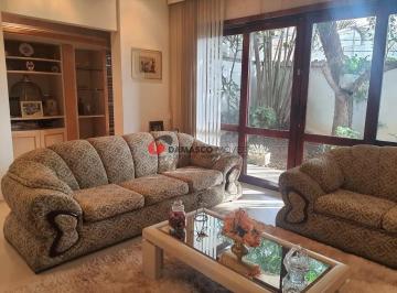 Casa · 300m² · 3 Quartos · 12 Vagas · Sobrado em Cerâmica