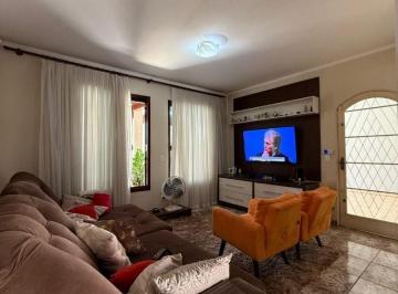 Casa · 211m² · 3 Quartos · 2 Vagas · Casa em Parque Residencial Cambuí, Mogi Guaçu/SP de 211m² 3 quartos à venda por R$ 690.000,00