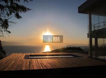 5e4fc9cee11b.jpg · Casa alto padrão 3 suítes, vista mar, Cacupé - Florianópolis