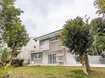 Casa · 197m² · 3 Quartos · 3 Vagas · Casa em condomínio fechado em Santa Felicidade com
