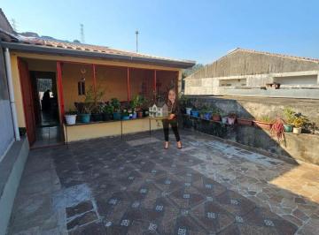 Casa · 160m² · 2 Quartos · Casa