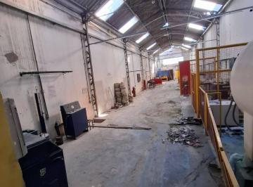 Comercial · 352m² · Galpão Comercial - Bairro Cerâmica - Com Grande Potencial – 2 Pavimentos