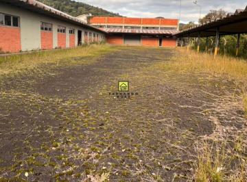 40023680_g.jpg ·
Pavilhão Localizado em Igrejinha as margens da RS 115, que liga a G