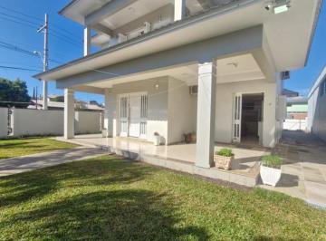Casa · 300m² · 4 Quartos · 3 Vagas · Casa à venda - em Farroupilha