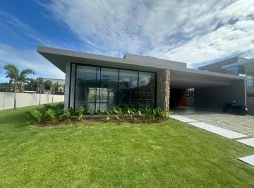 Casa · 619m² · 4 Quartos · 4 Vagas · Casa Alto Padrão com 619m² com 4 Suítes e Piscina à venda no Condomínio Laguna