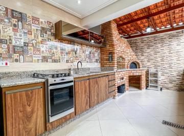 Casa · 263m² · 3 Quartos · 4 Vagas · Sobrado á venda com 03 dormitórios e 04 vagas na Vila Scarpelli, Santo Andre/SP