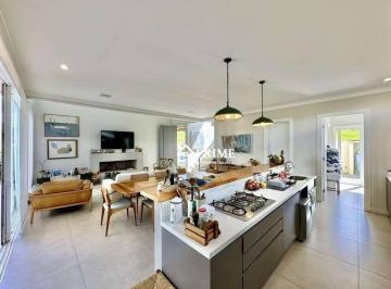 e3717c2fe4caa1ec4fc704e8d27a4c737e6f1498 · Casa, 409 m² - venda por R$ 2.390.000,00 ou aluguel por R$ 13.360,00/mês - Reserva Santa Maria Natur