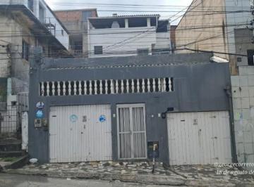 Foto 18 · Imperdível! Casa padrão com edícula no total de 5 Quartos e 3 Suítes na Boca do Rio, Salvador?BA - 2