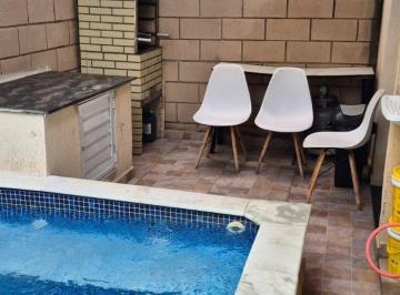 vitewgu2ogezngrlmtu3nmjl_md · CASA COM PISCINA INDIVIDUAL EM CONDOMÍNIO!