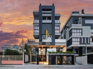Apartamento · 97m² · 2 Quartos · 1 Vaga · Cobertura nova com 2 suítes à venda na Praia de Canto Grande, Bombinhas/SC.