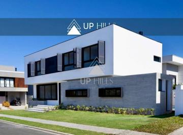 e27c1ec2b7b47b75ace80776bc16502b7257231b · Casa com 4 dormitórios à venda, 405 m² por R$ 3.990.000,00 - Campo Pequeno - Colombo/PR