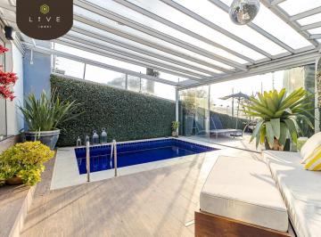 Casa · 326m² · 3 Quartos · 4 Vagas · Sobrado de Alto Padrão à Venda com 03 quartos, sendo 01 suíte master e 04 vagas de garagem no bairro