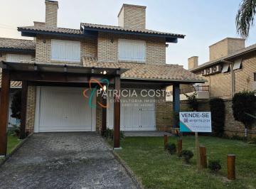 Casa · 136m² · 3 Quartos · 1 Vaga · Bela Casa no Condomínio D'Itália no Morrinhos-Garopaba/SC