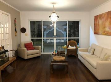 Casa · 290m² · 4 Quartos · 3 Vagas · Condomínio fechado com segurança, privacidade, tranquilo e arborizado.