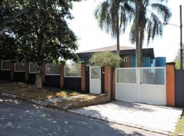 Casa de 6 quartos, Carapicuíba · Casa à venda em condomínio na Granja Viana com 6 quartos, piscina e gourmet